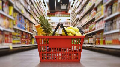 4 Groceries Actually Getting Cheaper in 2025