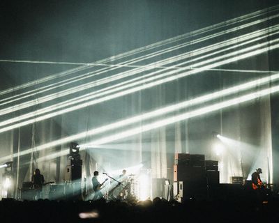 My Bloody Valentine review – shoegaze pioneers find prettiness in pulverising noise