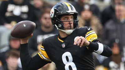 Mike Tomlin Details What Aaron Rodgers Will Need to Do to Play vs. Bills in Week 13