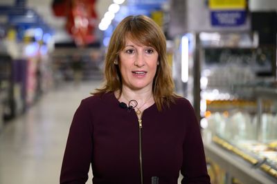 Minimum wage to rise by 4.1% from April, government says ahead of budget