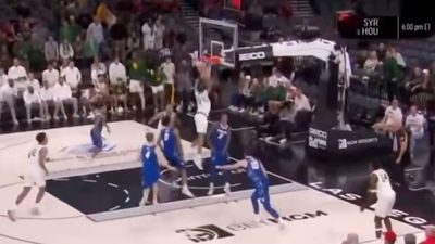 College Hoops Broadcaster Has Amazing Meltdown Over Bad Call by Refs