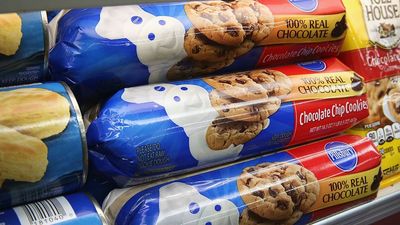 ‘Why are you trying to poison me?’: Woman opens Pillsbury biscuits for dinner, then she notices something that stops her cold