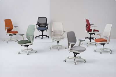 Best Places to Try and Buy Office Chairs in Los Angeles