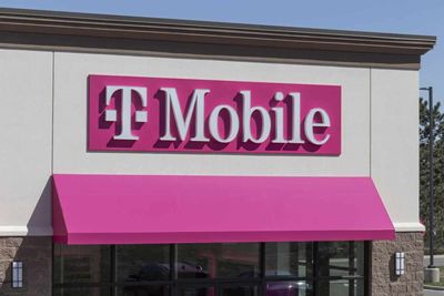 Is T-Mobile US Stock Underperforming the Nasdaq?