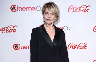 Linda Hamilton 'doesn't chase' beauty