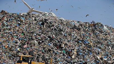 Only nine countries doing well on municipal waste recycling, EU auditors say