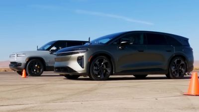 Lucid Gravity Grand Touring Vs. Rivian R1S: Which One Is Really Quicker?