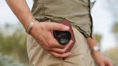 My smartphone camera can’t get close enough. These new smartphone macro lenses put microscopic photos (and bokeh!) in your pocket