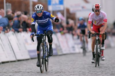 Could Remco Evenepoel finally make his debut in the Tour of Flanders in 2026? Odds are increasing again, say Belgian media