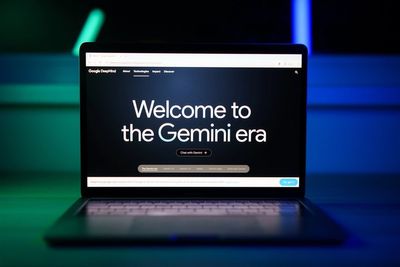 Google's Gemini 3 Sends Broadcom Soaring: TPUs Take Center Stage