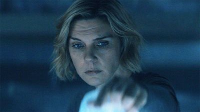 Pluribus episode 5 ending explained: what that big cliffhanger could mean for the new Apple TV sci-fi show