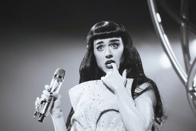 Katy Perry Accused of 'Preying on the Elderly' Amid £3.78 Million Legal Battle With 85-Year-Old Dying Veteran