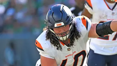 Broncos Agree to Four-Year Extension With Luke Wattenberg