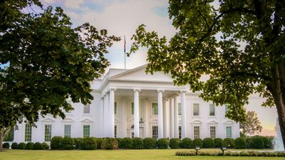 White House Lockdown Questions Rise After National Guard Shooting in D.C.—Suspects Identified and Eyewitness Accounts Emerge