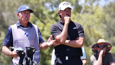 'Let's do it': master caddie clears Quayle's mind