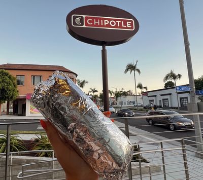 Chipotle Drops Thanksgiving BOGO Deal and Cyber Weekend Savings You Need to See