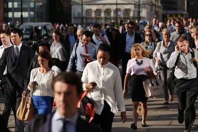 Net migration to UK drops by two-thirds as fewer people come to Britain for work or study