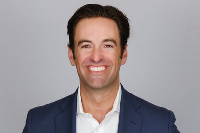 CNN’s newest anchor came in with great fanfare — but his ratings can’t even beat reruns of Anderson Cooper