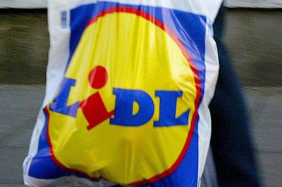 Lidl hits customers with 'ridiculous' new charge at checkout