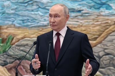 Putin claims Trump’s Ukraine deal is a ‘starting point’ ahead of talks