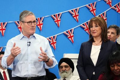 Starmer forced to deny breaking Labour manifesto as experts sound dire warning over Budget plans