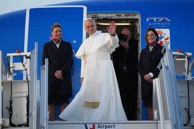 Photos highlight Pope Leo XIV’s first overseas pilgrimage