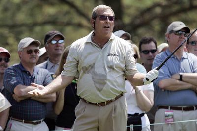 Fuzzy Zoeller, two-time major winner haunted by racist Tiger Woods joke, dies aged 74