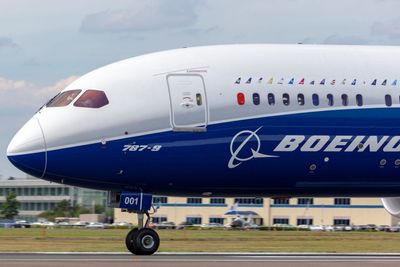 Is Jim Cramer Calling Boeing's Bottom — Or Is The Stock Just Running On Pentagon Propellant?
