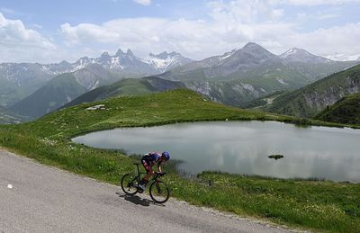'I find the constant hyping up a little bit troubling' – Romain Bardet warns against overly high short-term expectations surrounding Paul Seixas