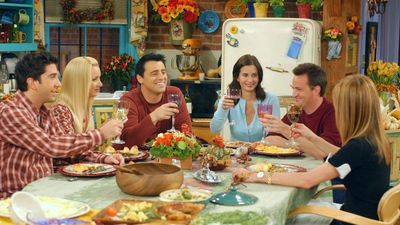 7 best Thanksgiving TV episodes to stream on Turkey Day