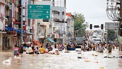 Authorities say more than 80 people were killed in 'unprecedented' floods in southern Thailand