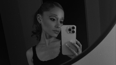 Ariana Grande's New Look Is More Glam Squad Than Surgery, Plastic Surgeon Claimed