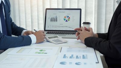 7 Strange Questions Financial Advisors Secretly Love to Answer