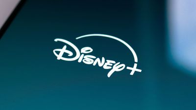 Disney Stock Falls 8% – Should You Sell Before 2026?