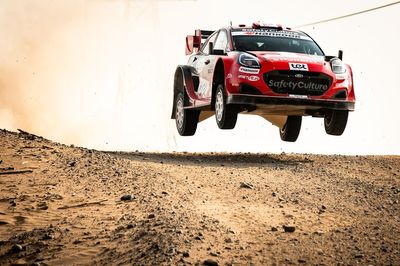 WRC Saudi Arabia: Fourmaux penalty hands Sesks lead after chaotic stage