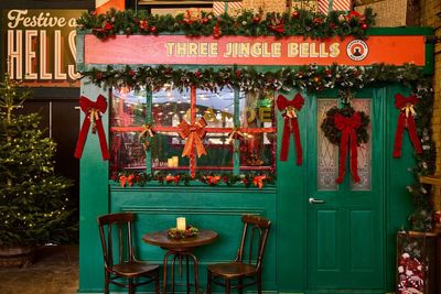 The ‘world’s smallest pub’ has opened in London this Christmas