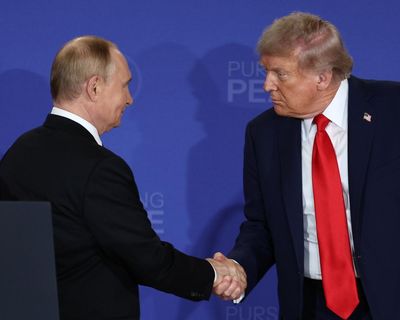 The Guardian view on Ukraine peace talks: Putin is taking Trump for another ride on the Kremlin carousel