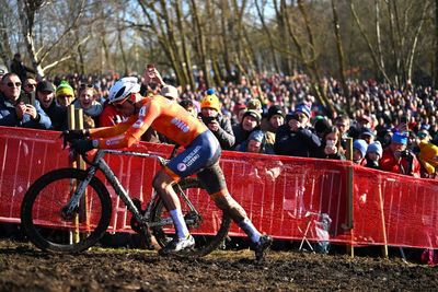 Mathieu van der Poel reveals cyclocross schedule, starting as soon as two weeks' time