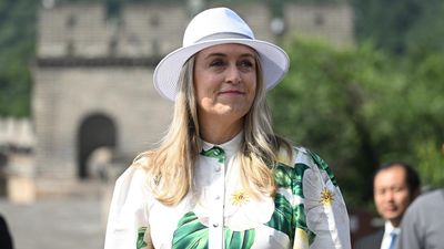 'Up the Rabbitohs' cry captures Albanese's heart