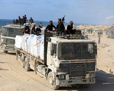 Convincing evidence Israel backed aid convoy looters in Gaza, historian says