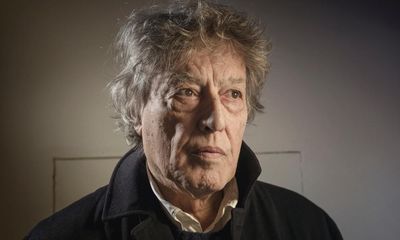 Tom Stoppard, playwright of dazzling wit and playful erudition, dies aged 88