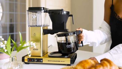 These gorgeous coffee machines are up to 50% off for Cyber Monday