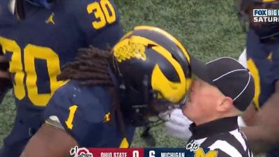 College Football Fans Couldn’t Believe Michigan Player Wasn’t Ejected for Head Butting Official