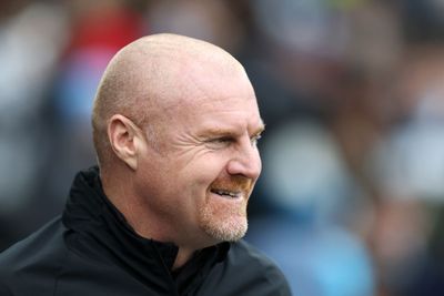 ‘I wish I’d asked the fella for a photo - he was a dead ringer for the old man from Up, with the flat head and glasses… I play it all the time when I’m out with mates in a pub’ Sean Dyche on magic, lookalikes and dancing