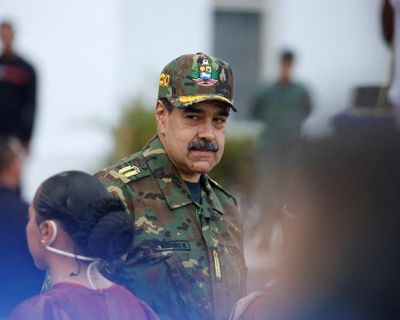 Trump news at a glance: Venezuela suspends all deportation flights after Trump airspace closure warning