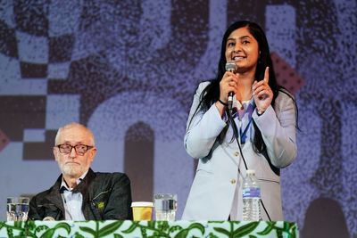 Corbyn faces fresh blow as new party votes for collective leadership