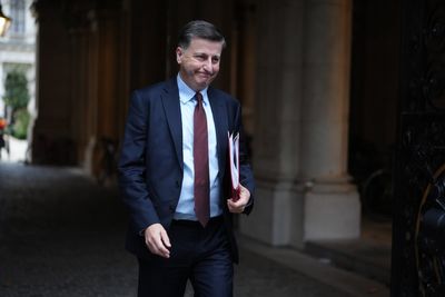 Swinney ‘not being fully candid’ about Cameron Barracks notification – Alexander