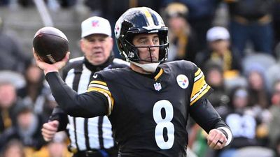 Details of Aaron Rodgers’s Wrist Injury Revealed Ahead of Steelers–Bills Game