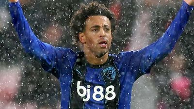 Tyler Adams Makes USMNT History With Premier League Wondergoal