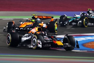 F1 Qatar GP: Verstappen wins from Piastri with Norris fourth to force title decider
